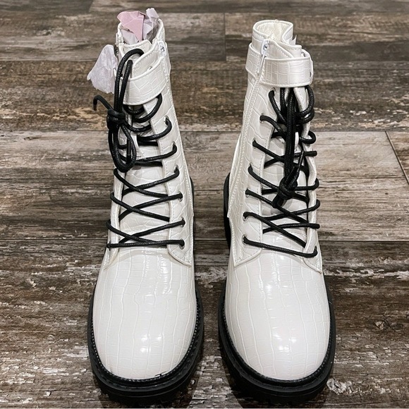 Nicole Miller Boots New York Snakeskin Combat Moto City White Size 7 NEW - Picture 8 of 16